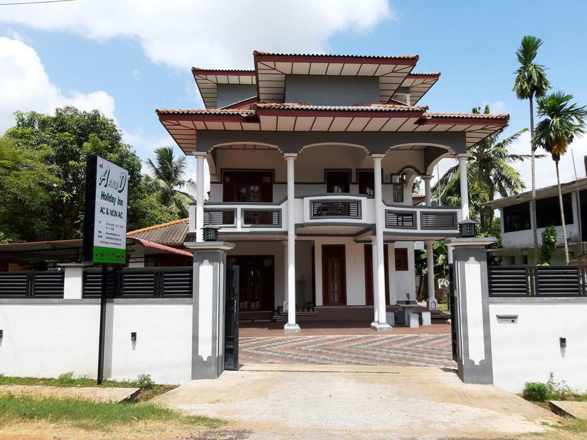 A And D Holiday Inn Anuradhapura Buitenkant foto